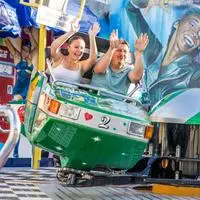 Spaß, Erlebnis und Action für die ganze Familie, das bietet der Vergnügungspark zur Herbstmesse