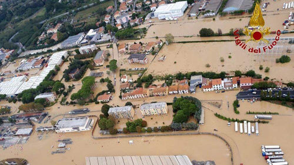 Heftige Überschwemmungen in Livorno