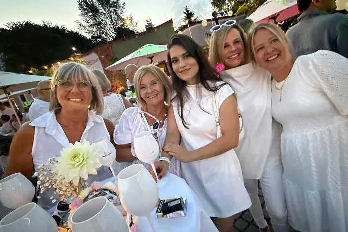 „Einfach weiß & Brautkleidtreffen“ im Rogner Bad Blumau