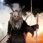 Krampus-Percht mit Pyrotechnik | Krampus- und Perchtengruppen wie die „Fire Devils“ haben im Tal Tradition
