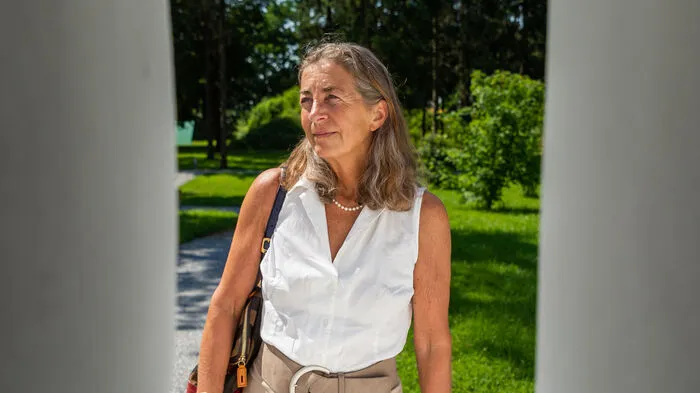 Elisabeth Fiedler, Leiterin des Skulpturenparks, freut sich auf Besucheransturm