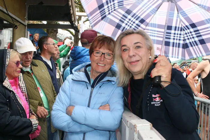 Das ließ sich auch die ehemalige Skirennläuferin Annemarie Moser Pröll nicht entgehen