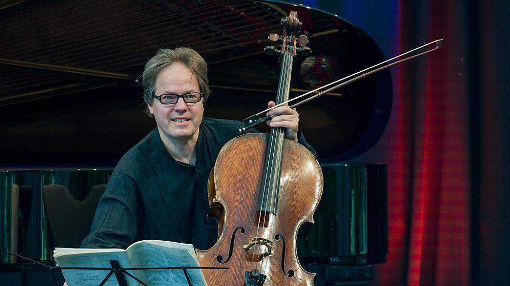 Der deutsche Cellist und Intendant Jan Vogle