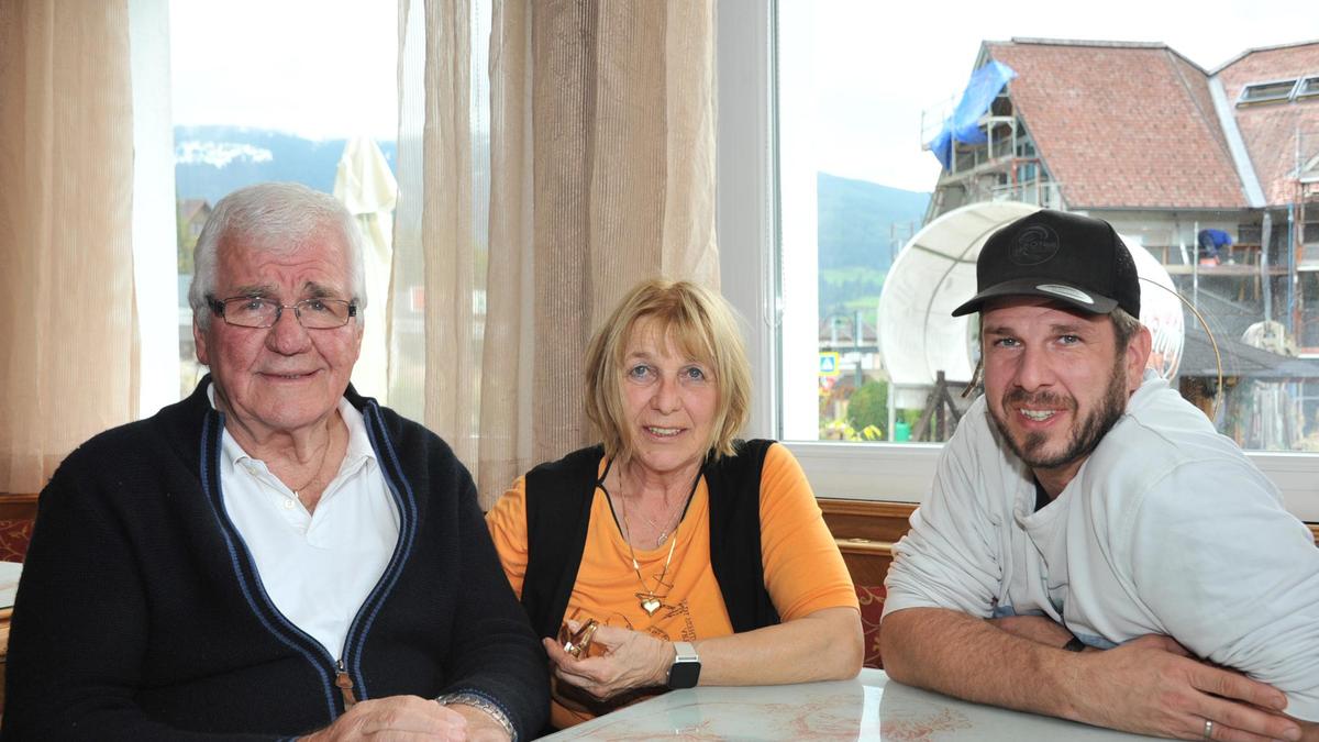 Sepp, Maria und Andi Gabriel beim Interview