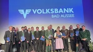 Großer Auftritt der vor allem für besondere Verdienste in ihren Vereinen Ausgezeichneten im Kurhaus Bad Aussee