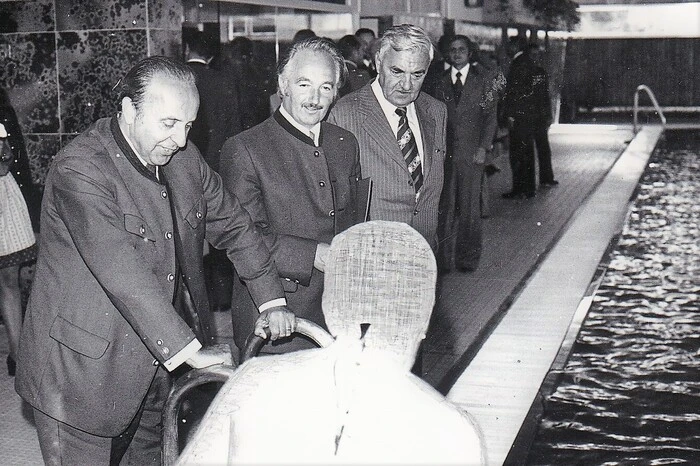 1975, Eröffnung des Murauer Hallenbades durch LH-Stv. Franz Wegart und Bürgermeister Ehrenfried Illitsch.