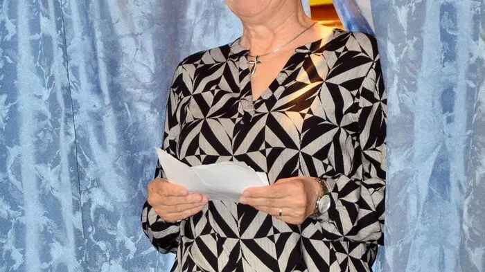 Intendantin Marika Langegger brachte das Polterstück auf die Bühne