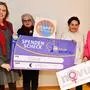 Spendenübergabe: Präsidentin Maria Louise Pail, Barbara Roth und Rosemarie Ofner von den Soroptimistinnen mit Anny-Lori Sperl, Leiterin von Novum