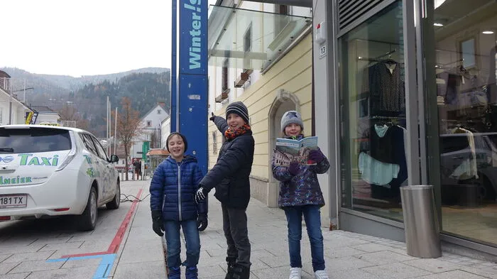 Das Wintersportmuseum war die erste Station der Kinder.