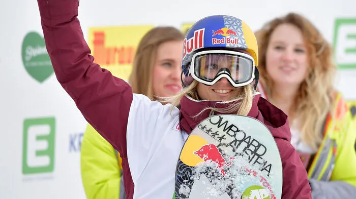 Die Kärntnerin Anna Gasser feierte beim Slopestyle-Weltcup am Kreischberg einen Heimsieg. Klicken Sie sich durch die besten Bilder des Bewerbs.