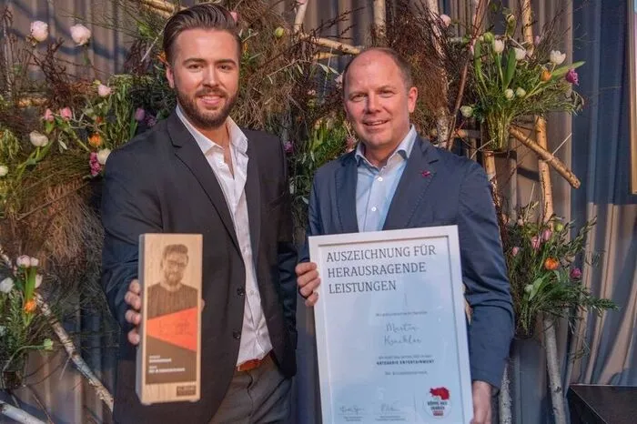 Gewinner Martin Krachler (Kategorie Entertainment) und Bernhard Rinner (Grazer Spielstätten).