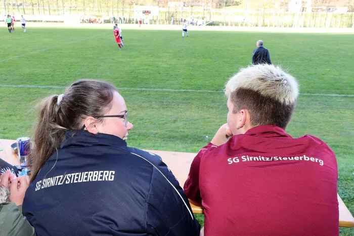 Die SGA-Sirnitz Fans konnten mit dem 3:2 Heimsieg (Halbzeit: 1:1) sehr zufrieden sein!