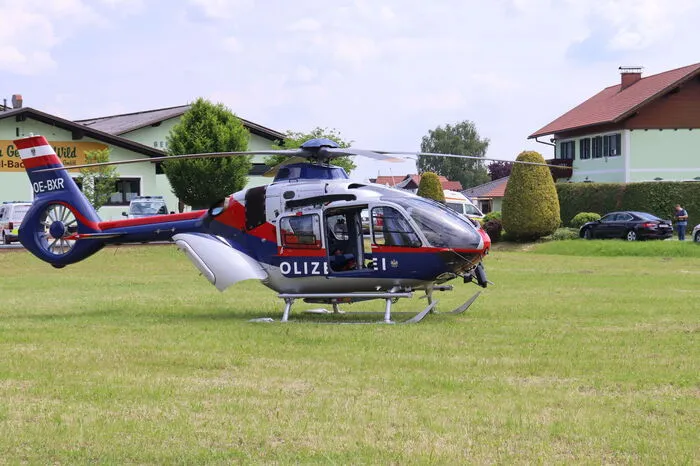 Auch der Polizeihubschrauber war im Einsatz.