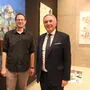 Alexander Bach und Superintendent Manfred Sauer