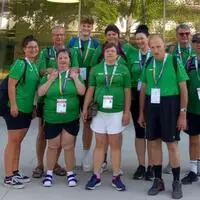 Die sechs Sportlerinnen und Sportler wurden von vier Begleitpersonen unterstützt