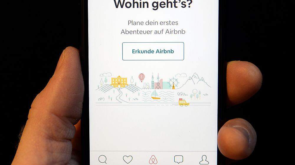 Die Wohnungsplattform Airbnb muss ihre Preise ab sofort schon bei der Suche inklusive Gebühren und anderer Kosten anzeigen