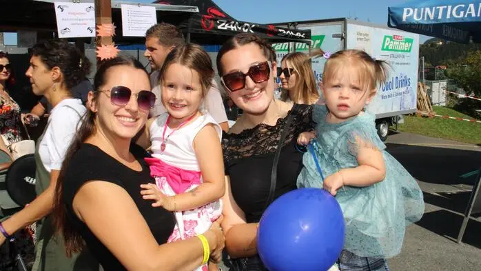 Bereits zum dritten Mal fand im Bereich des Freizeitzentrums Stallhofen das beliebte Marktfestival mit einem abwechslungsreichen Programm statt. 
