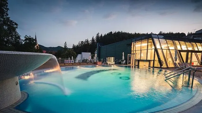 Entspannen mit Ausblick in der Terme Dobrna