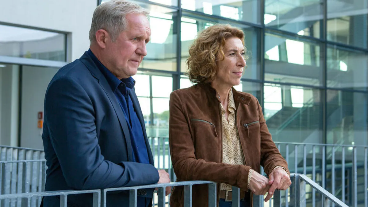 Am Sonntagabend (ORF 2 & ARD, 20.15 Uhr) im Einsatz: Harald Krassnitzer (Moritz Eisner) und Adele Neuhauser (Bibi Fellner).