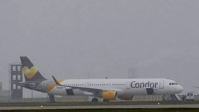 Die Condor-Maschine am Flughafen von Budapest