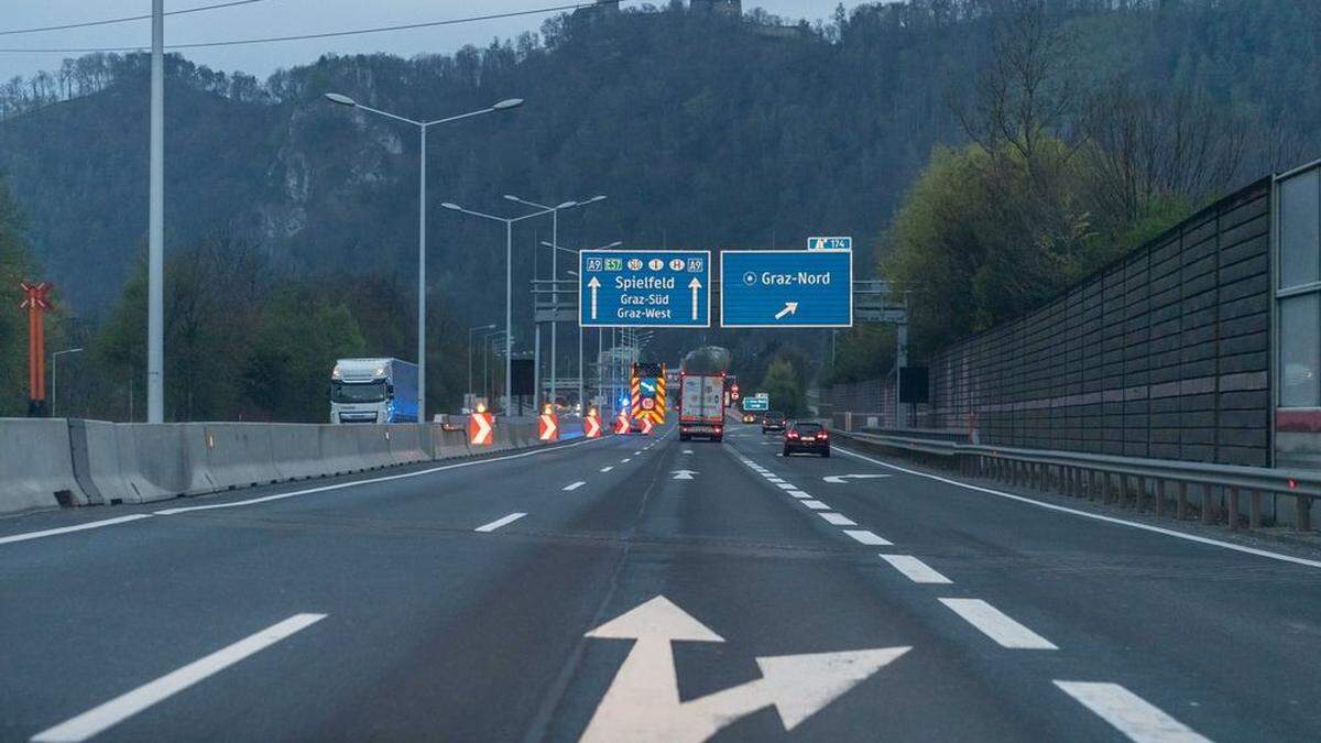 Der Verkehr wird durch das Stadtgebiet umgeleitet (Archivbild)