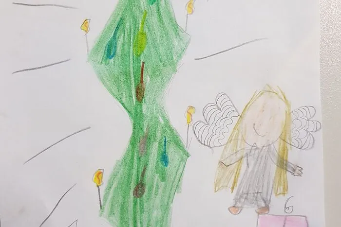 Anna-Lena Kogler (6) aus Kappel kann es kaum erwarten, bis heute endlich das Christkind kommt