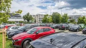 Wegen der Verzögerungen bei den Bebauungsplänen hat Hannes Schreiner (Technopark Raaba) die Stadt geklagt. Darin geht es um dieses Grundstück am Bahnhofsgürtel