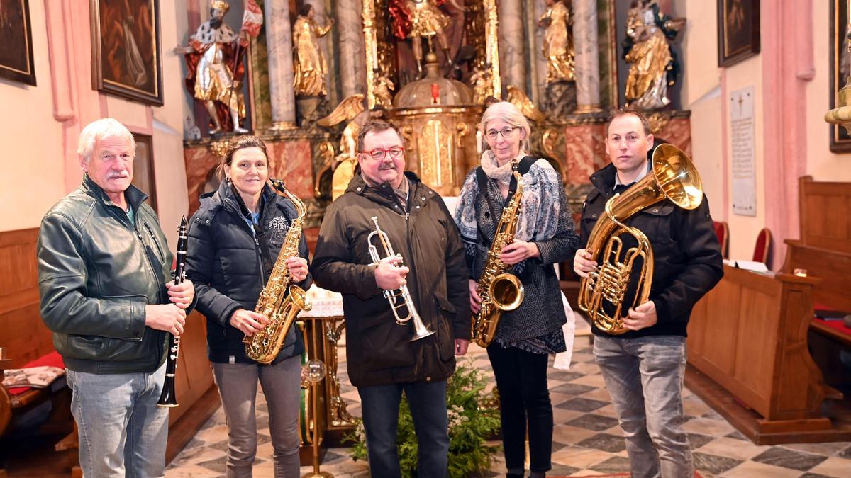 Alex Schuster, Robert Letter, Andrea Matitz, Sophie Valentinic und Gerhard Kraußnig gründeten die neue Rosegger Bläser-Gruppe