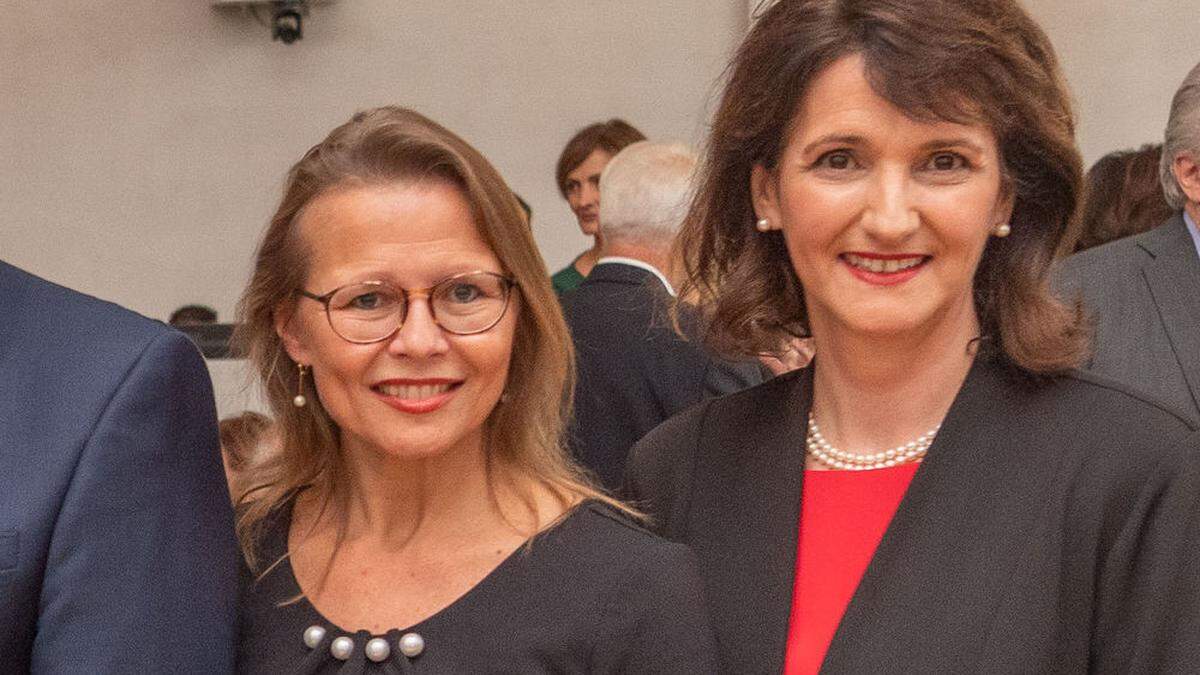 Künftige Rektorin der Pädagogischen Hochschule Steiermark: Uni-Professorin Beatrix Karl (links), im Bild mit Vize-Rektorin Regina Weitlaner