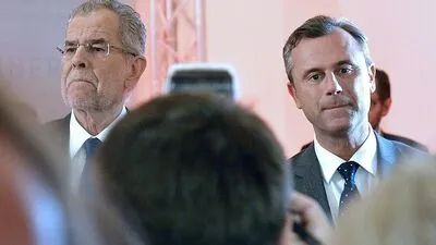 Die Präsidentschaftskandidaten Van der Bellen (l.) und Norbert Hofer