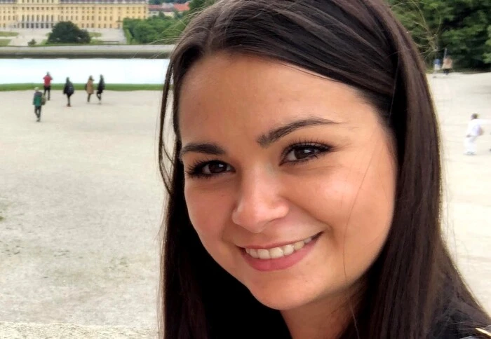 Nachdem Janine Puntigam mit ihrem Partner begonnen hatte ein Haus zu bauen, wurde es für sie umso wichtiger an die Zukunft zu denken. Die Pflege bietet Perspektiven 