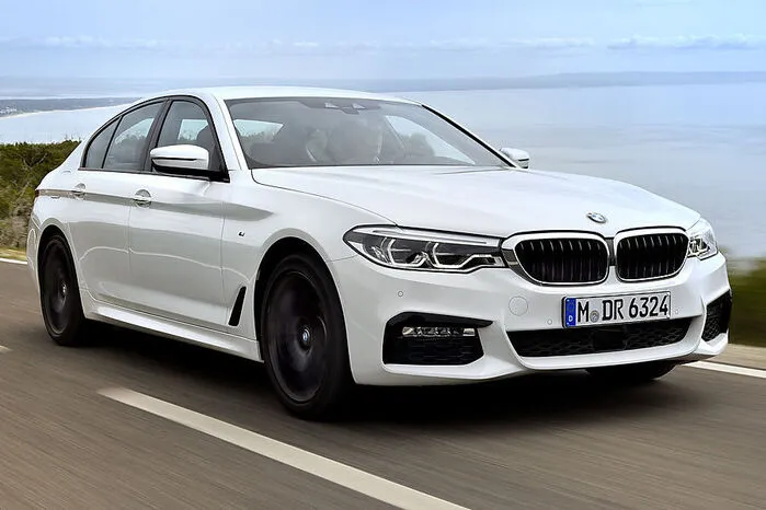 Ab 50.400 Euro ist man im Februar beim neuen 5er BMW dabei, der auch bei Magna-Steyr in Graz gebaut wird. Der Kombi Touring folgt im Sommer.
