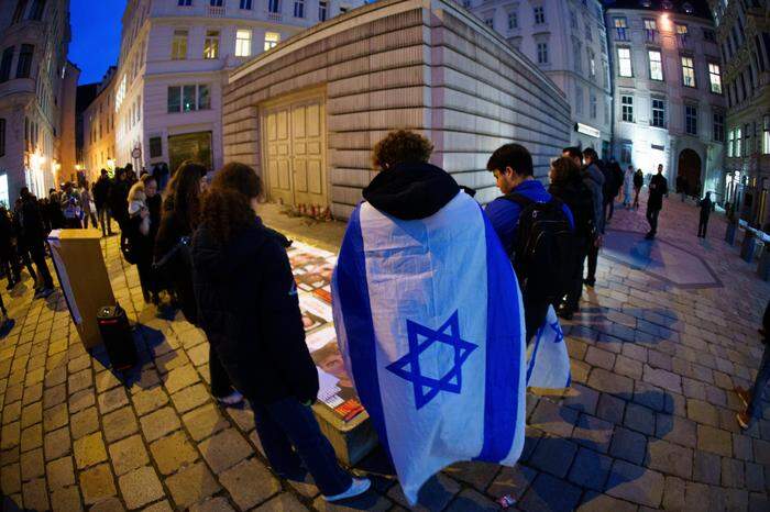 Gedenkkundgebung der Israelitischen Kultusgemeinde am Wiener Judenplatz