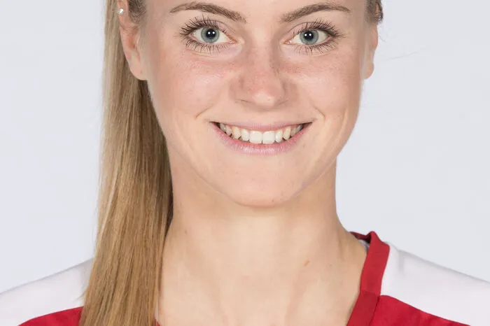 „Ich kann es kaum erwarten, dass das Turnier endlich losgeht“, sagt Mittelfeld-Spielerin Sarah Puntigam.