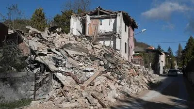 ITALY-QUAKE