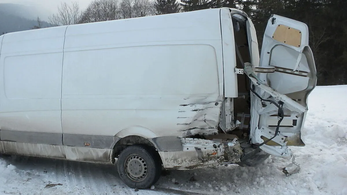 Der kaputte Klein-Lkw