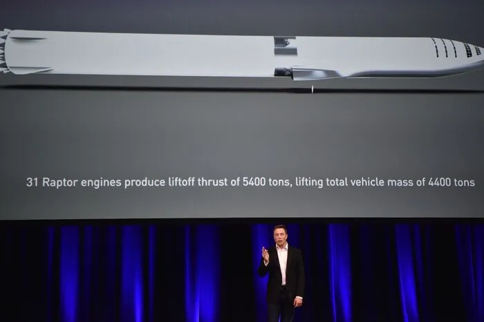 Der Tesla-Chef will den Verkehr revolutionieren.