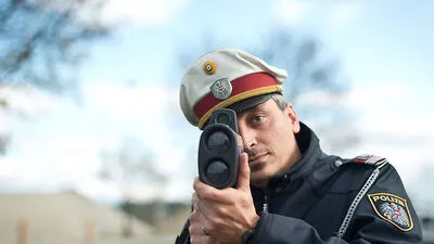 Mit verstärkter Überwachung ist die Verkehrspolizei präsent