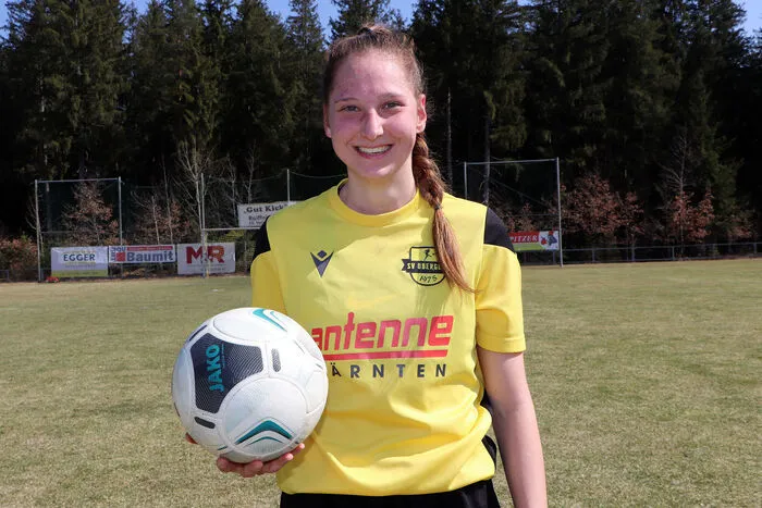 Die Stürmerin & Goalgetterin Magdalena Moser schoss beide Tore gegen den SC-Landskron und hat damit schon 24 Tore in dieser Saison ins Netz befördert!