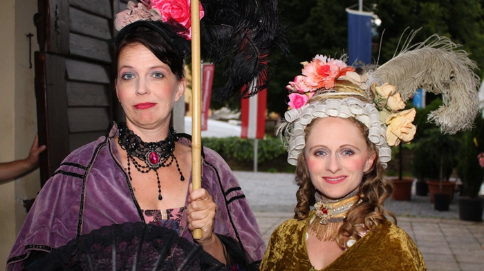 Lange wurde geprobt. Am Mittwoch war es endlich so weit. Die Schauspieler der Schlossfestspiele Piber präsentierten das Stück "Mirandolina".