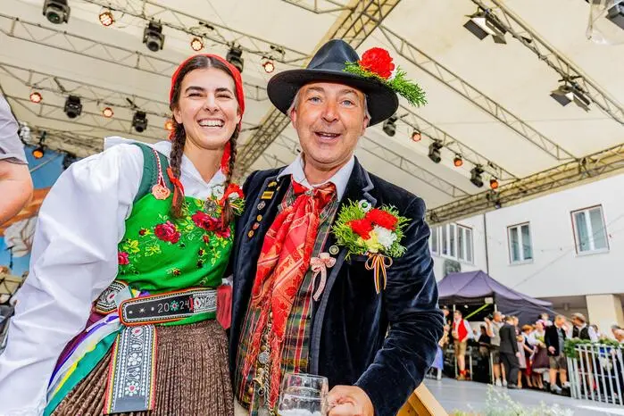 Klicken Sie sich durch die besten Fotos vom Auftakt in die große Brauchtumswoche