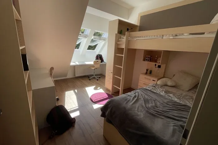 So sieht eines der Zweibettzimmer aus