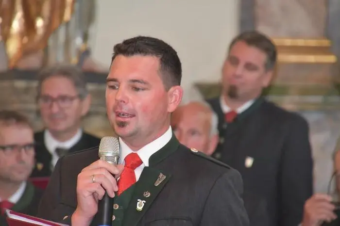 23 Jahre hindurch war Erwin Lick Obmann des MGV, 2018 übergab er diese Funktion an den aktuellen Obmann Gerald Tockner.