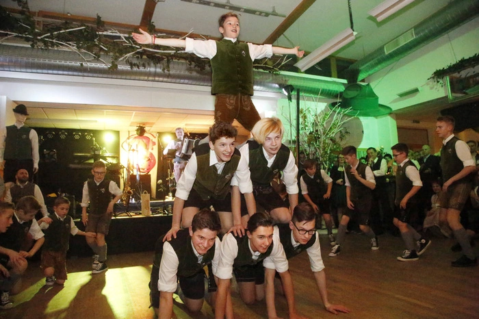 Den zehnten Jungsteirerball organisierten Präsident Franz Jost und Obmann Martin Jost gemeinsam...