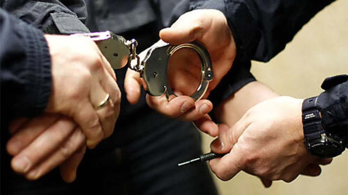 Betrunkener Mann bedrohte Nachbarn mit Waffe