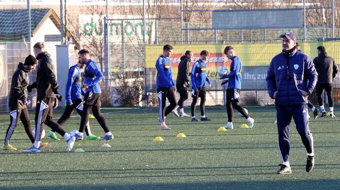 JÄNNER: Markus Schopp ist zurück in Hartberg und leitet den Trainingsauftakt