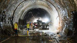 Im Tauerntunnel werden von 18. November 2024 bis 4. Juli 2025 umfangreiche Sanierungsarbeiten durchgeführt