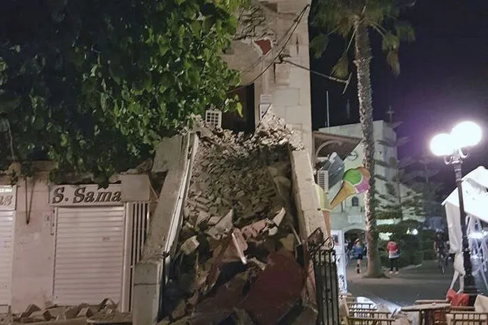 Das Beben löste einen kleinen Tsunami aus, auf der Insel Kos kam es zu Überschwemmungen.