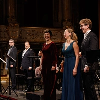 Ivan Oreščanin, Gaston Rivero, Anna Brull, Lisa Wittig, Petr Sokolov in der anderen Bohème