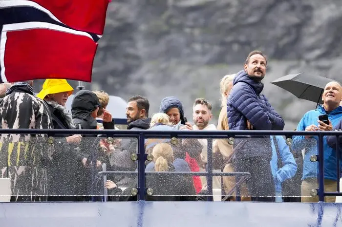 Auch Kronprinz Haakon wurde bereits gesichtet